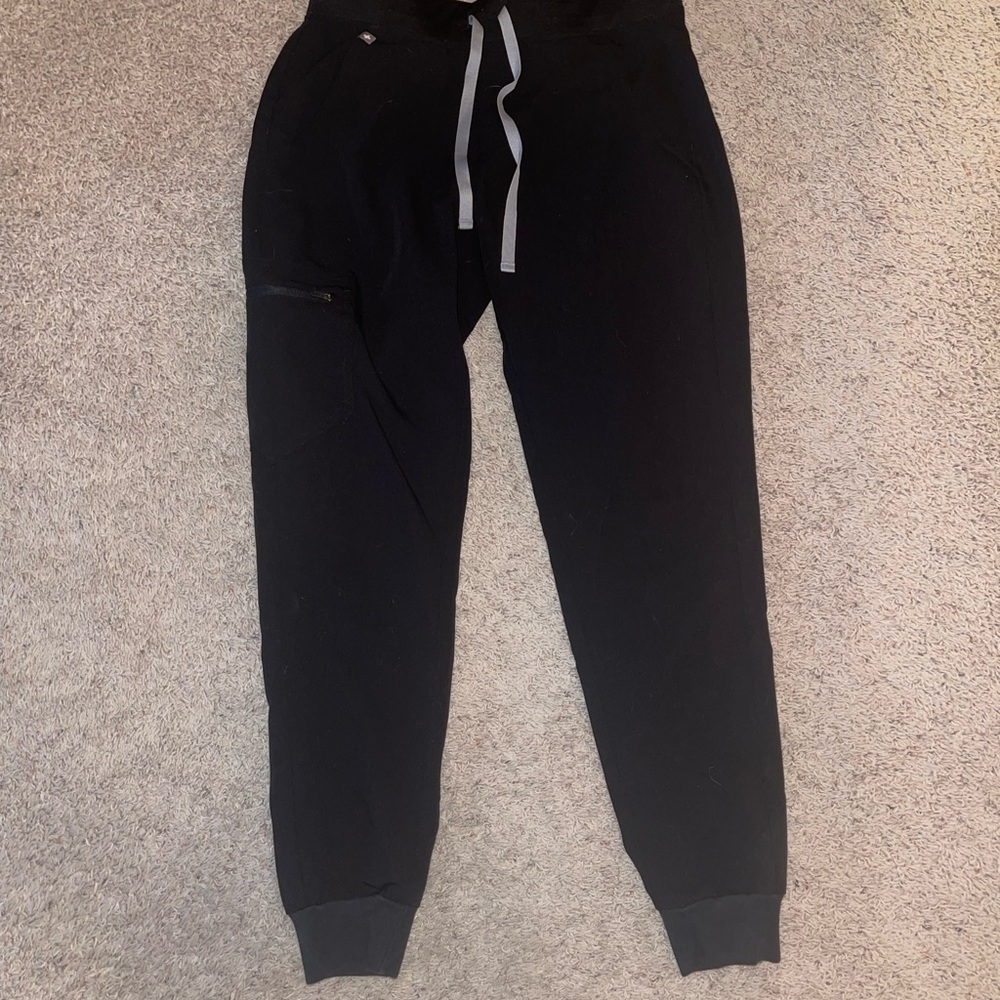 Figs women’s jogger scrub pant